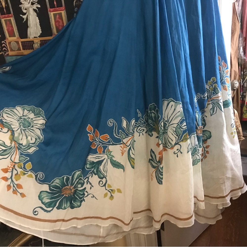 Blue & Cream Floral Maxi Dress Loda gown - Picture 7 of 9